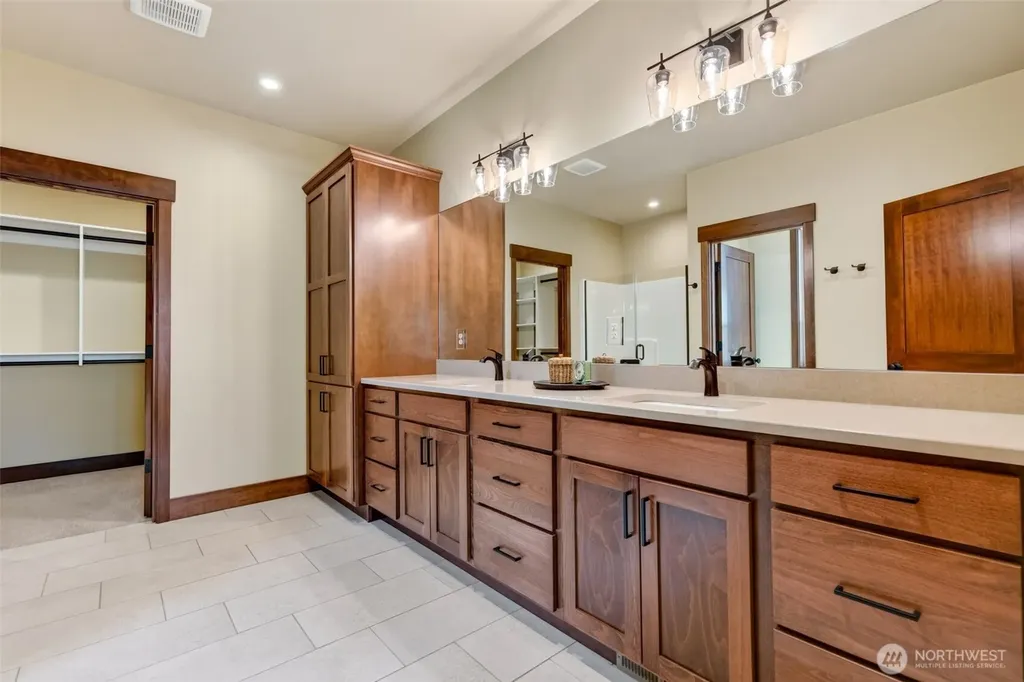 2637 7th St SE East Wenatchee WA 98802