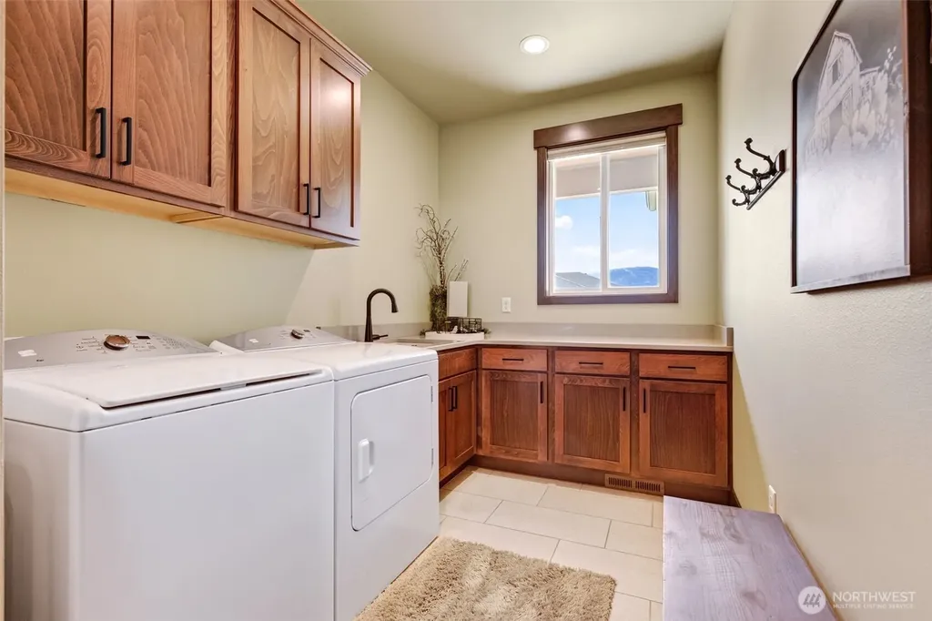 2637 7th St SE East Wenatchee WA 98802