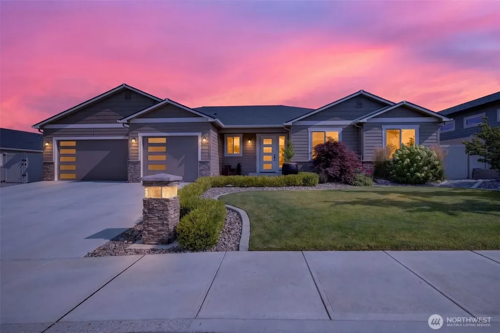 2637 7th St SE East Wenatchee WA 98802