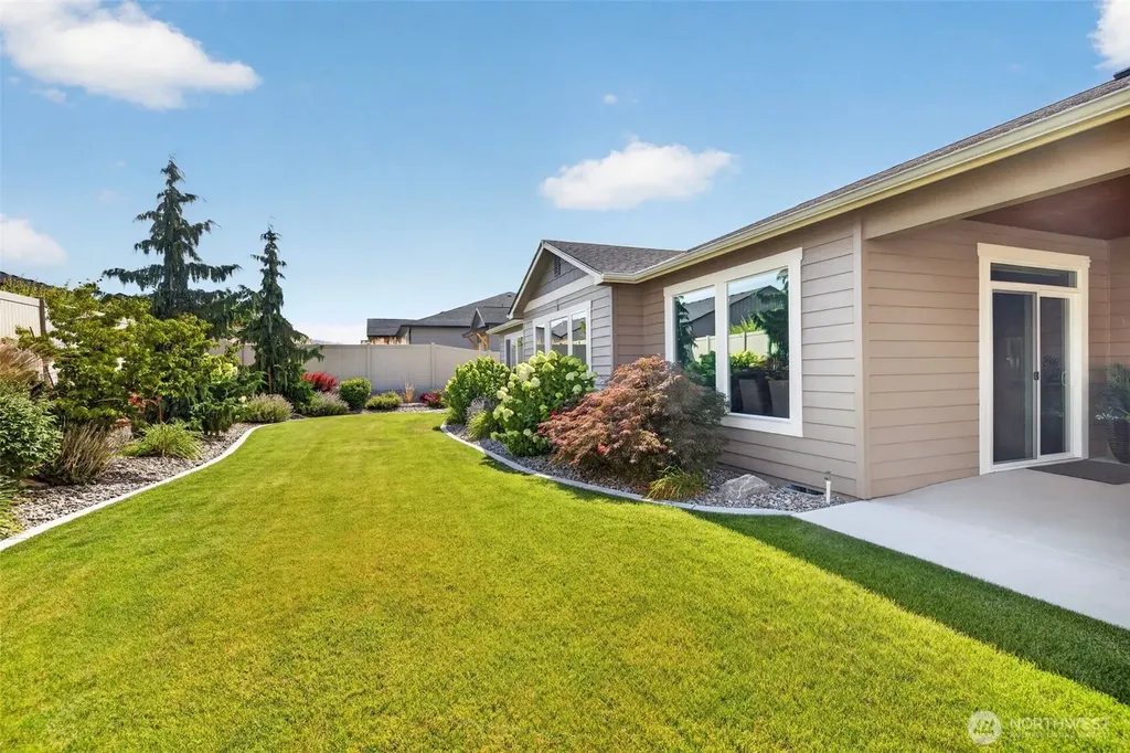 2637 7th St SE East Wenatchee WA 98802