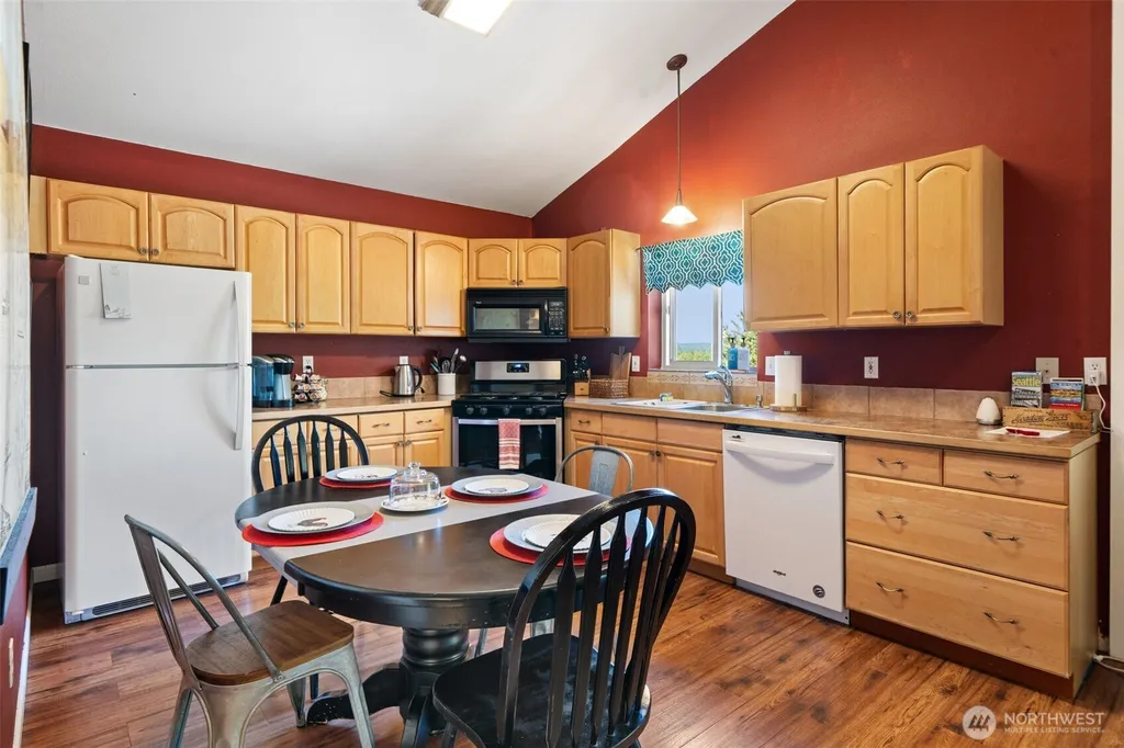 1254 NE Raspberry Ridge Lane Poulsbo WA 98370