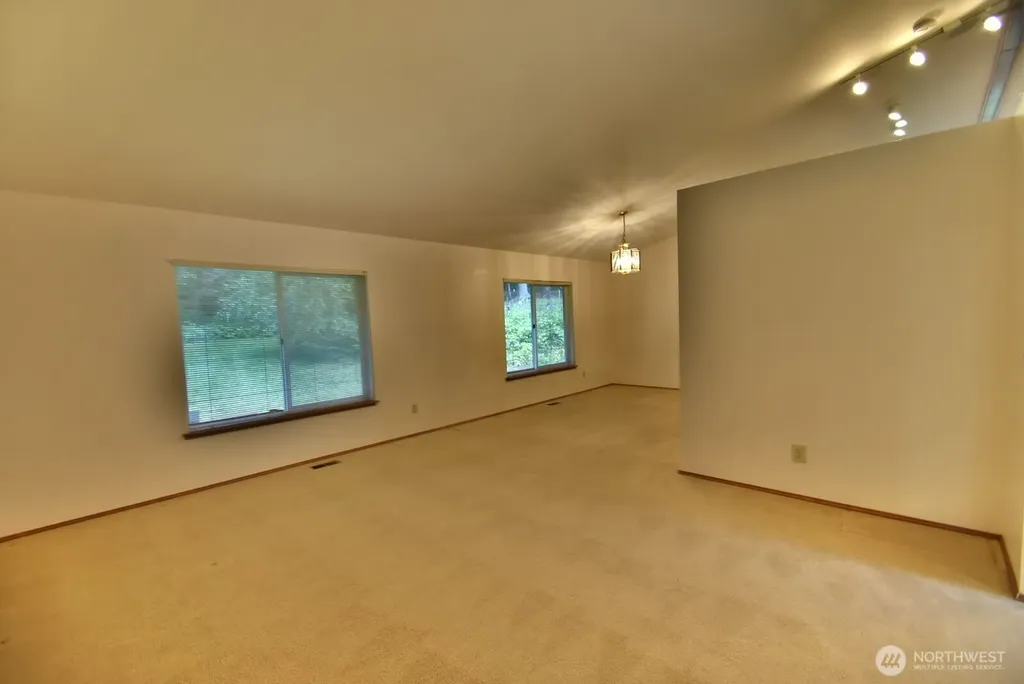 21710 NE 156th Street Woodinville WA 98077