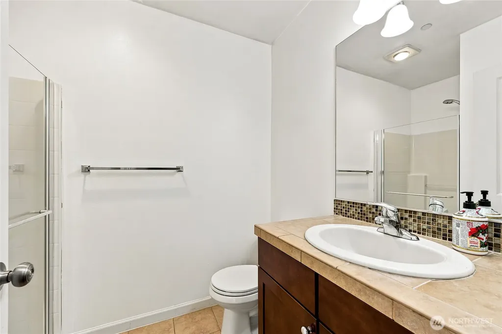 20205 78th Street Ct E Lake Tapps WA 98391