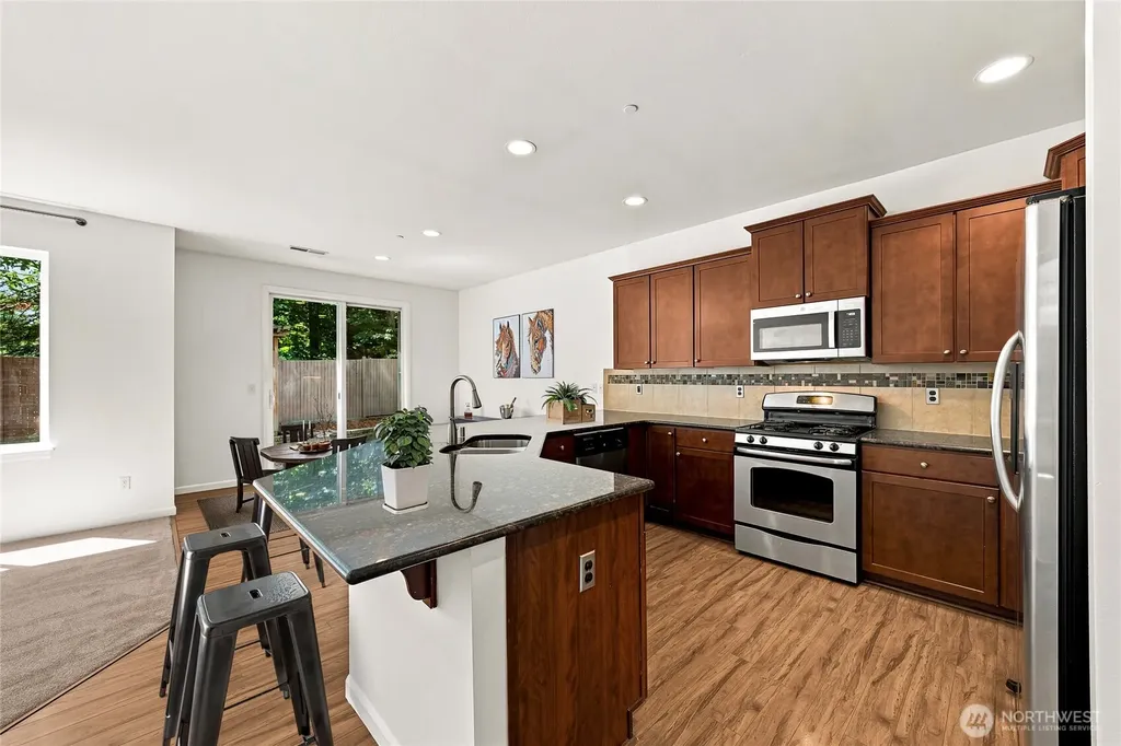 20205 78th Street Ct E Lake Tapps WA 98391