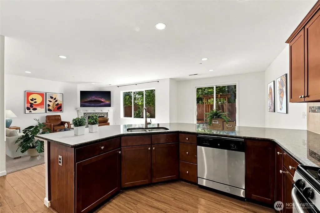 20205 78th Street Ct E Lake Tapps WA 98391