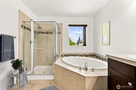 20205 78th Street Ct E Lake Tapps WA 98391