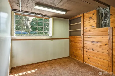 3242 36th Avenue W Seattle WA 98199