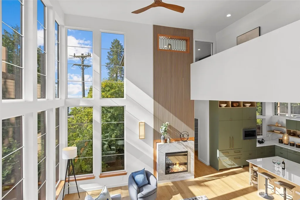 9528 28th Avenue NW Seattle WA 98117