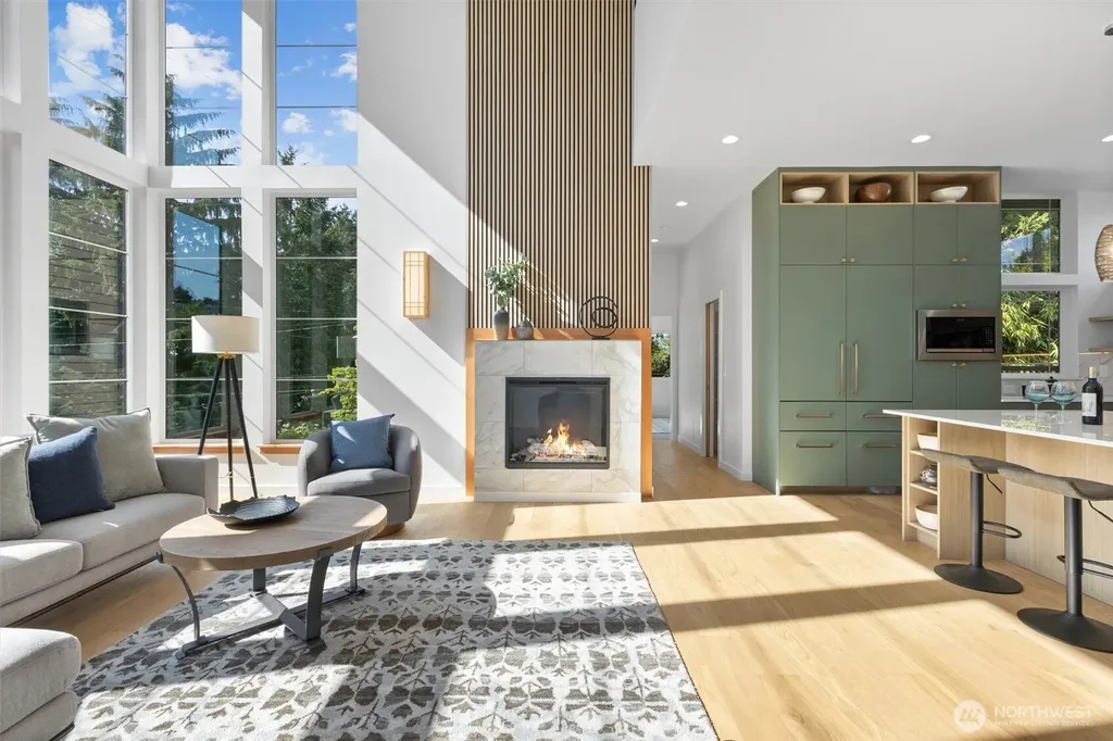 9528 28th Avenue NW Seattle WA 98117