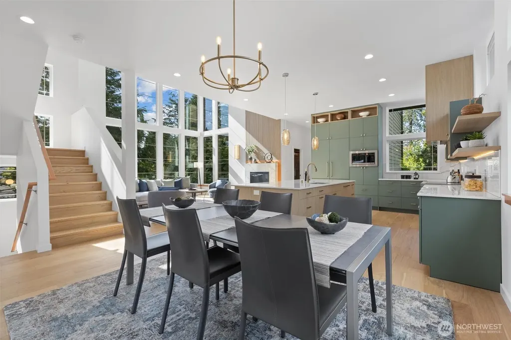 9528 28th Avenue NW Seattle WA 98117