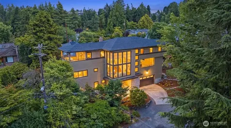 9528 28th Avenue NW Seattle WA 98117