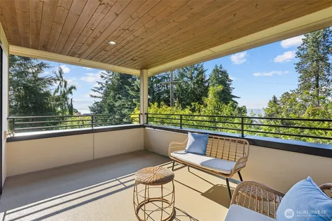 9528 28th Avenue NW Seattle WA 98117