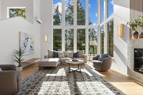 9528 28th Avenue NW Seattle WA 98117