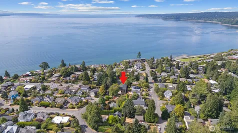 9528 28th Avenue NW Seattle WA 98117