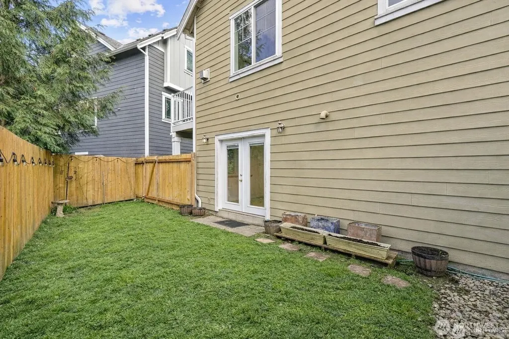15408 14th Avenue W Lynnwood WA 98087