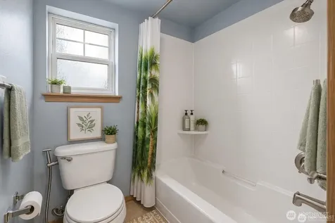 15408 14th Avenue W Lynnwood WA 98087