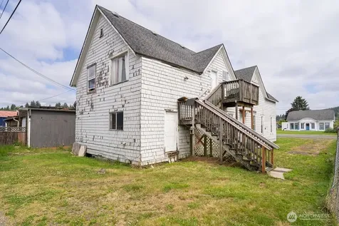 1310 C Street Hoquiam WA 98550