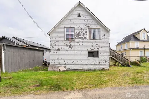 1310 C Street Hoquiam WA 98550