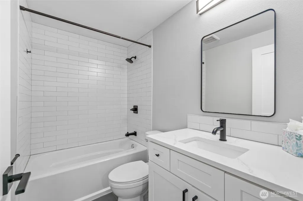15212 NE 8th Street Bellevue WA 98007