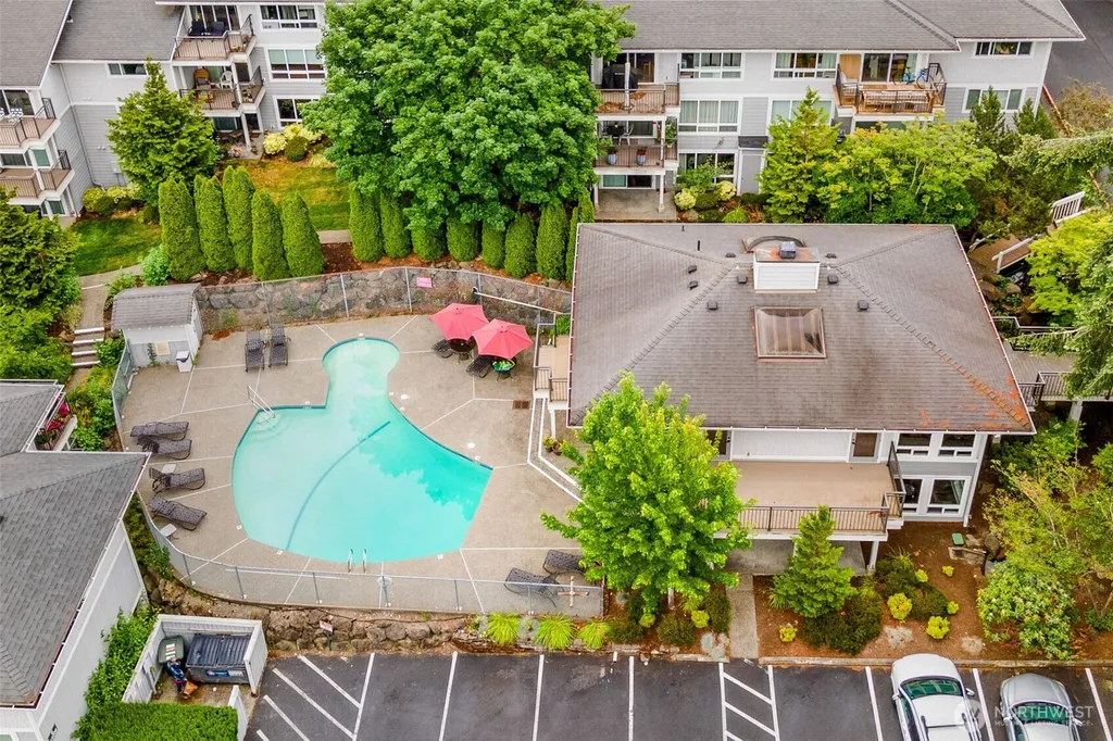 15212 NE 8th Street Bellevue WA 98007
