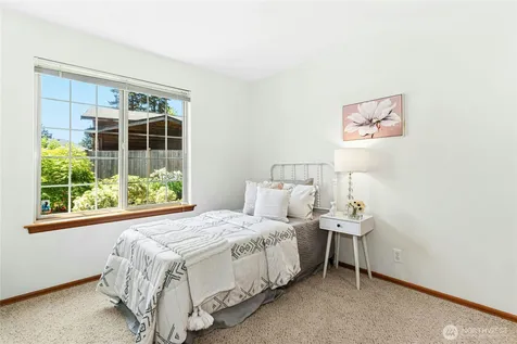 14222 108th Avenue NE Kirkland WA 98034