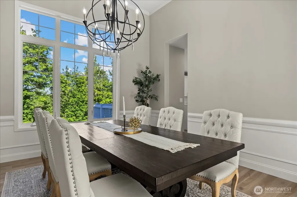2046 277th Avenue SE Sammamish WA 98075