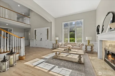 2046 277th Avenue SE Sammamish WA 98075