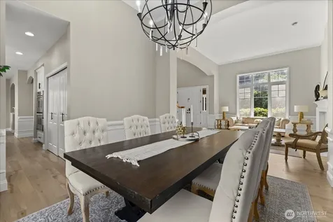 2046 277th Avenue SE Sammamish WA 98075