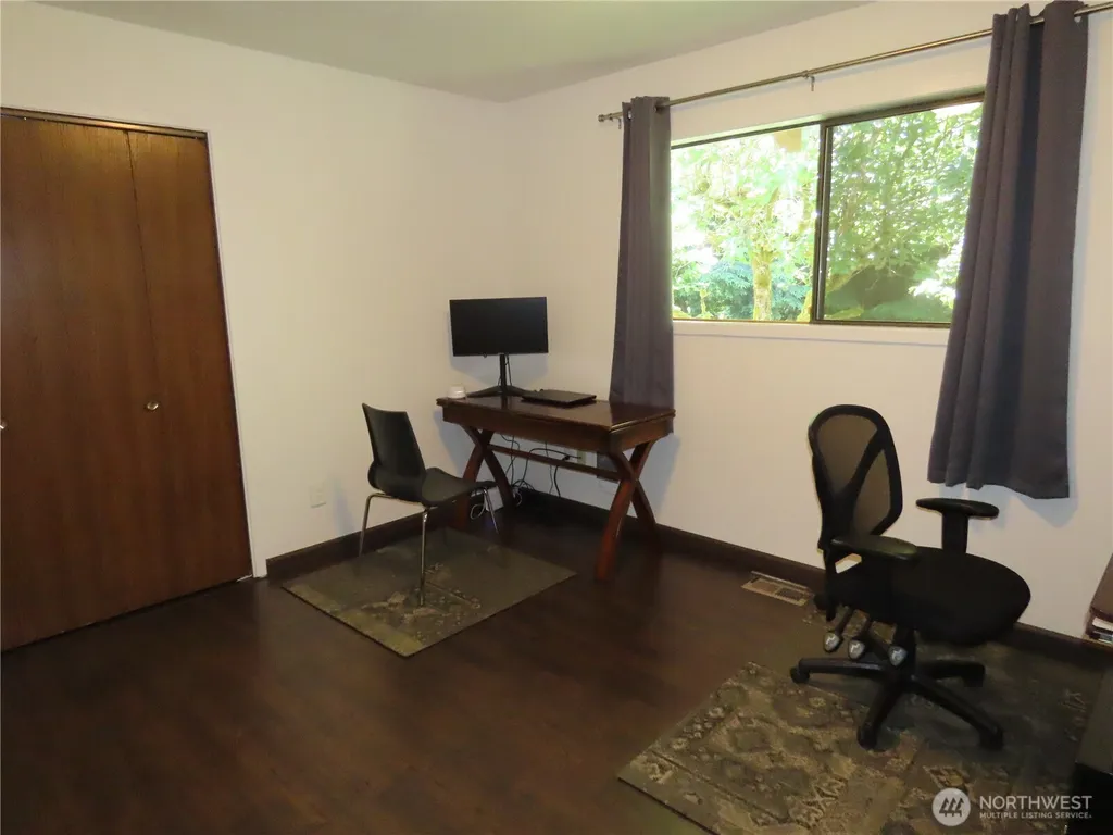 38 Grays Harbor Boulevard Hoquiam WA 98550