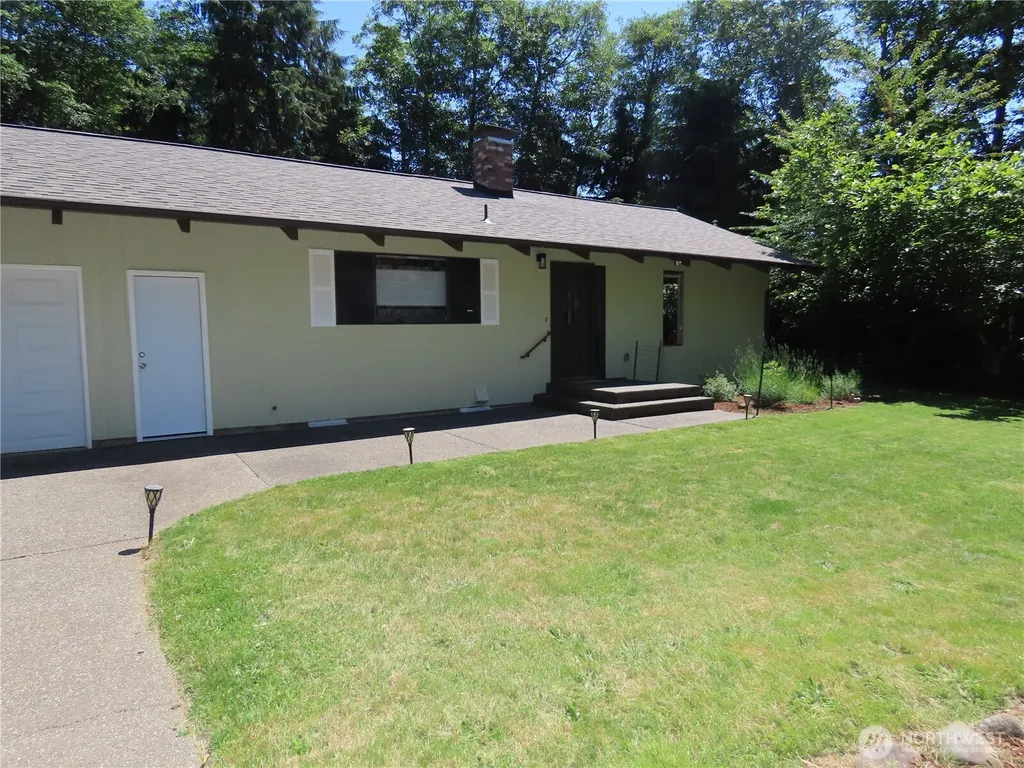 38 Grays Harbor Boulevard Hoquiam WA 98550