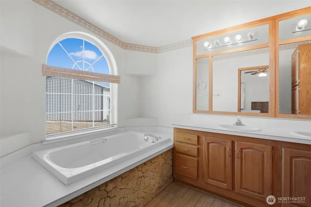 6417 Ferguson Road NE Moses Lake WA 98837