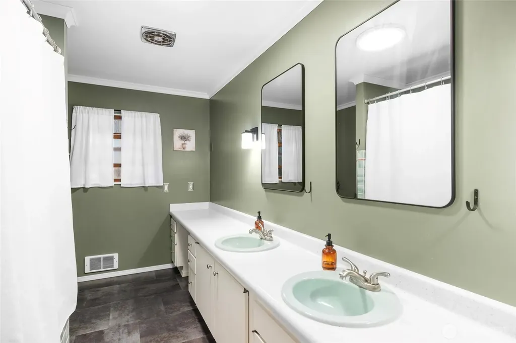 1105 N 14th Street Mount Vernon WA 98273