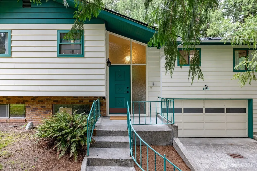 1105 N 14th Street Mount Vernon WA 98273