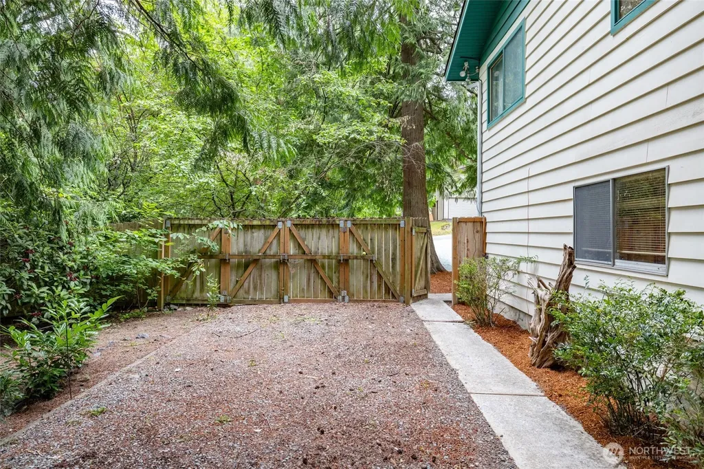 1105 N 14th Street Mount Vernon WA 98273