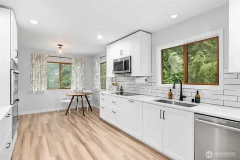 1105 N 14th Street Mount Vernon WA 98273