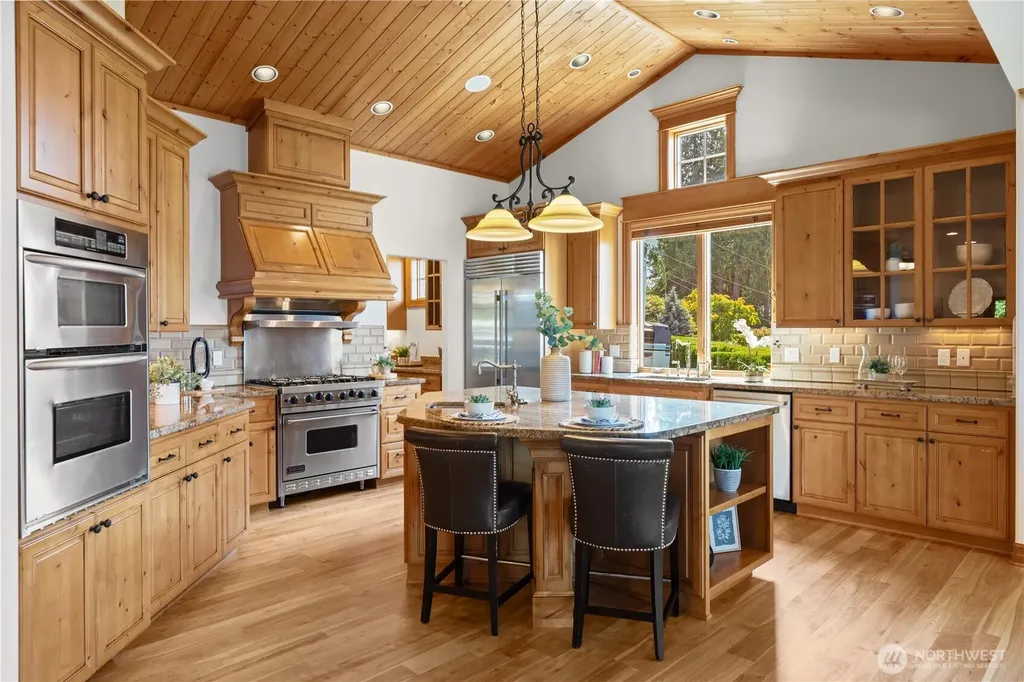 18608 Sound View Place Edmonds WA 98020