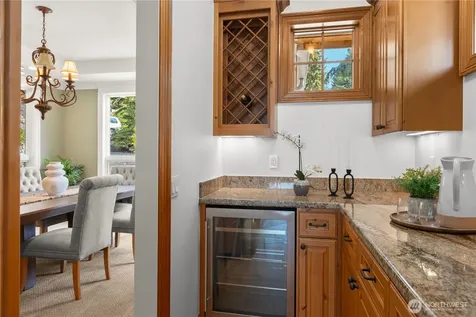 18608 Sound View Place Edmonds WA 98020