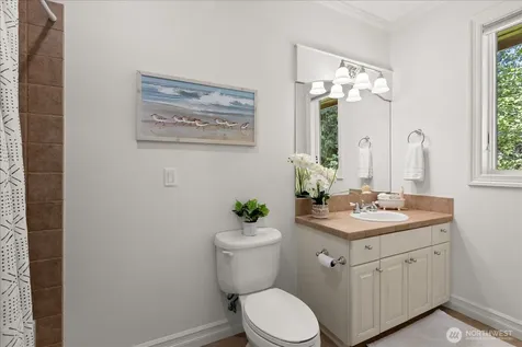 18608 Sound View Place Edmonds WA 98020