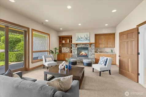 18608 Sound View Place Edmonds WA 98020