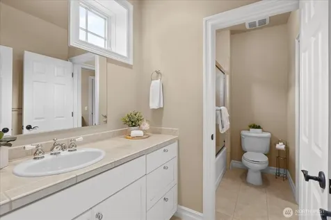 18608 Sound View Place Edmonds WA 98020