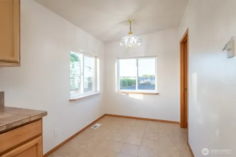 5486 Road 8.3 SE Othello WA 99344