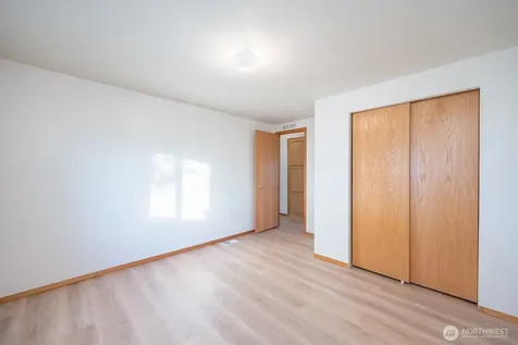 5486 Road 8.3 SE Othello WA 99344