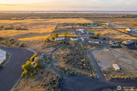 5486 Road 8.3 SE Othello WA 99344