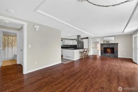 405 14th Avenue Milton WA 98354