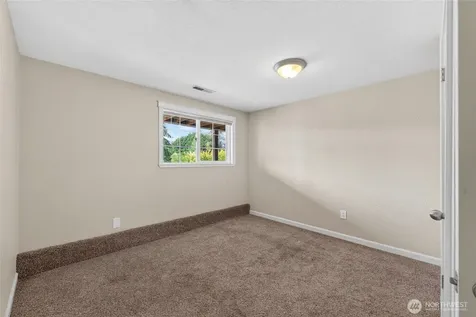 405 14th Avenue Milton WA 98354