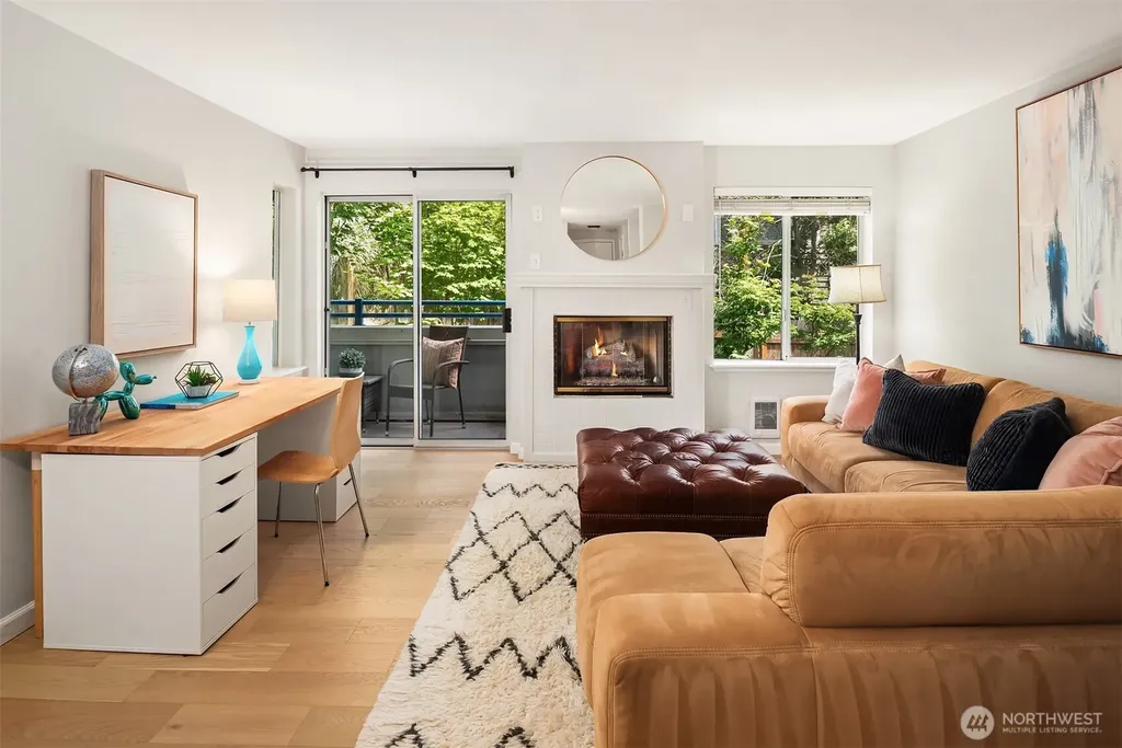 2244 13th Avenue W Seattle WA 98119
