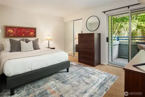 2244 13th Avenue W Seattle WA 98119