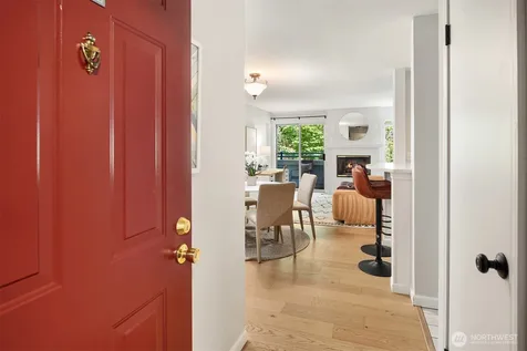2244 13th Avenue W Seattle WA 98119
