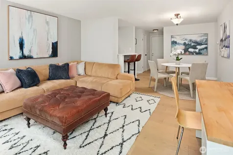 2244 13th Avenue W Seattle WA 98119