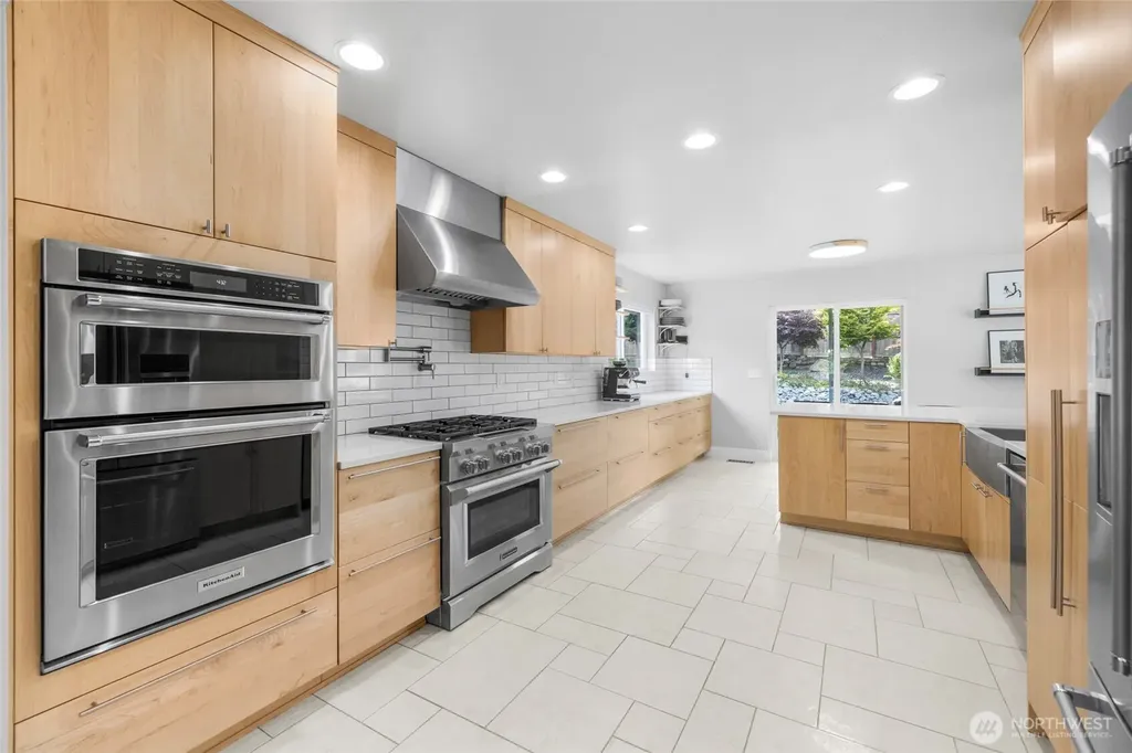 557 Fort Ebey Road Coupeville WA 98239